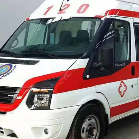 阳日镇非急救护送病人转院租赁救护车的优缺点对比